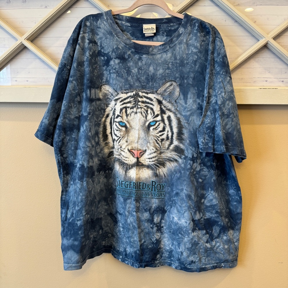 Vintage Siegfried and Roy Mirage Las Vegas White Tigers Blue Tie Dye Shirt 2X‎